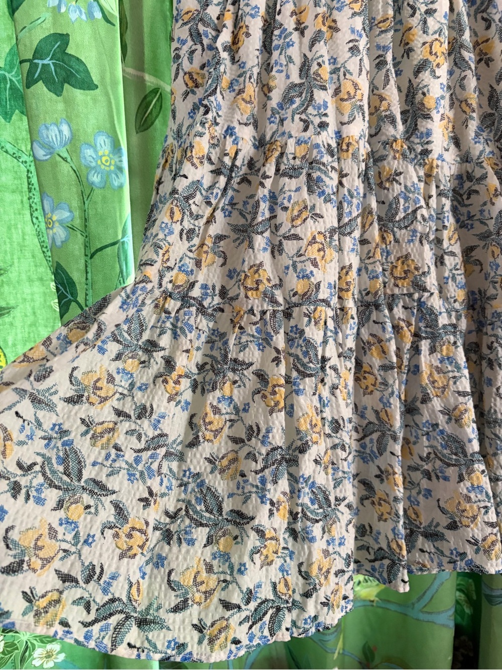En Saison Floral Puff-Sleeve Midi Dress in Blue, Yellow, Cream - Picture 6 of 8